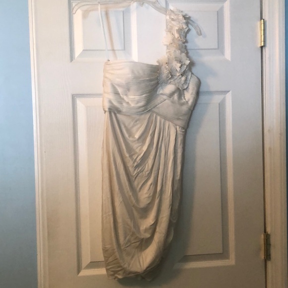 White BCBG mini dress - Picture 2 of 3